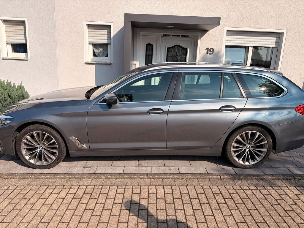 Image of BMW 520