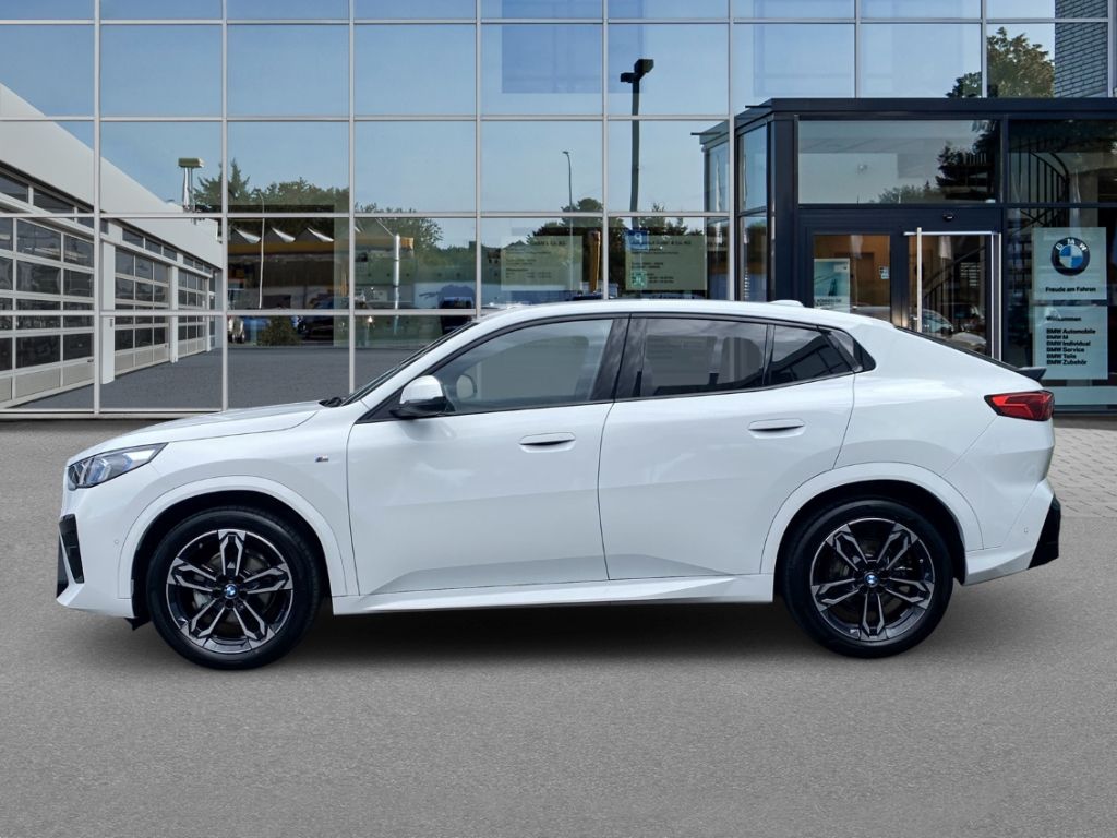 BMW X2 sDrive18d M Sport AHK/HeadUp/LiveCockpitPro/S imagem 2