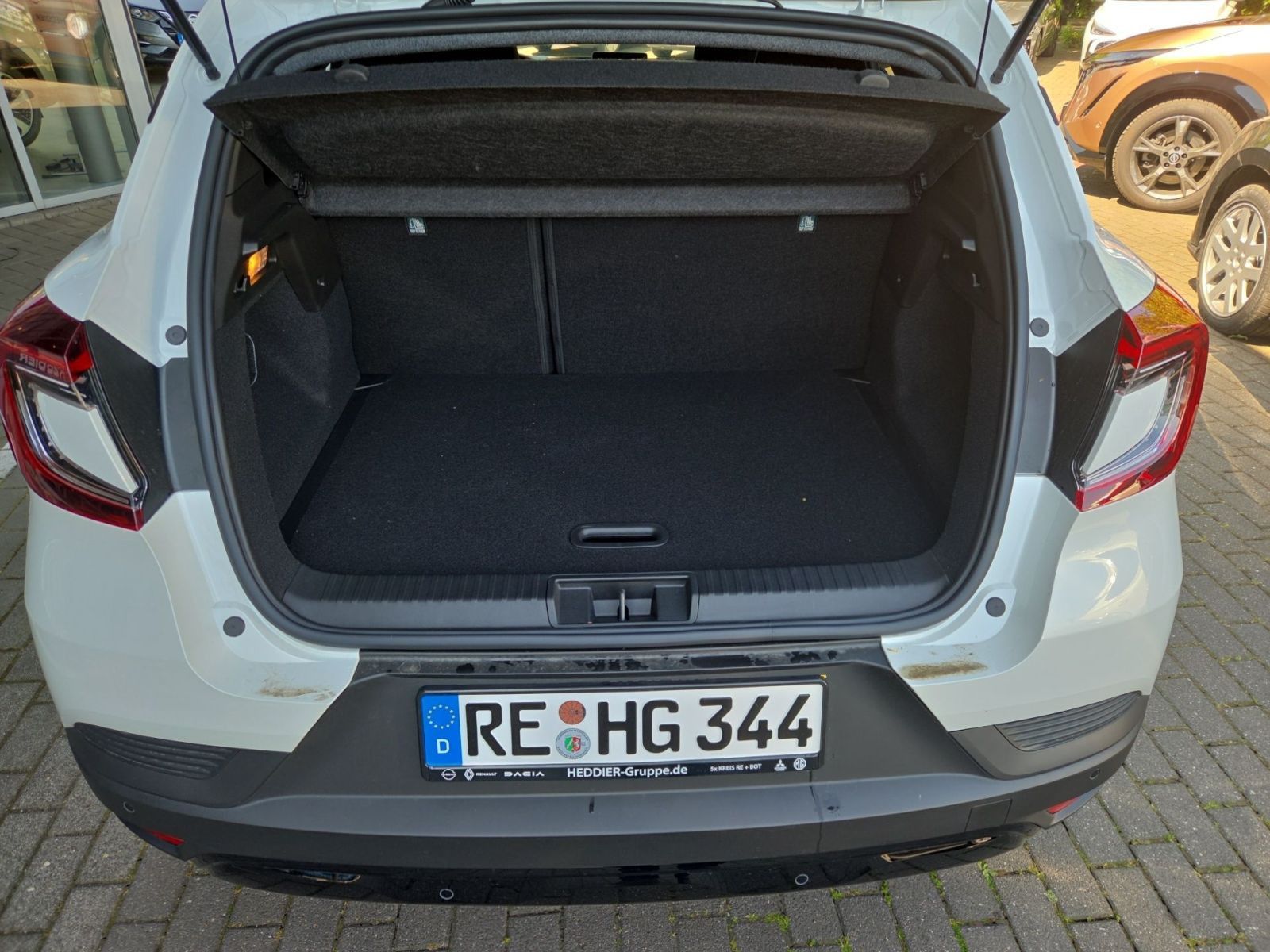 Fahrzeugabbildung Mitsubishi ASX Plus *KLIMA*NAVI*TEMPOMAT*SITZHZG*