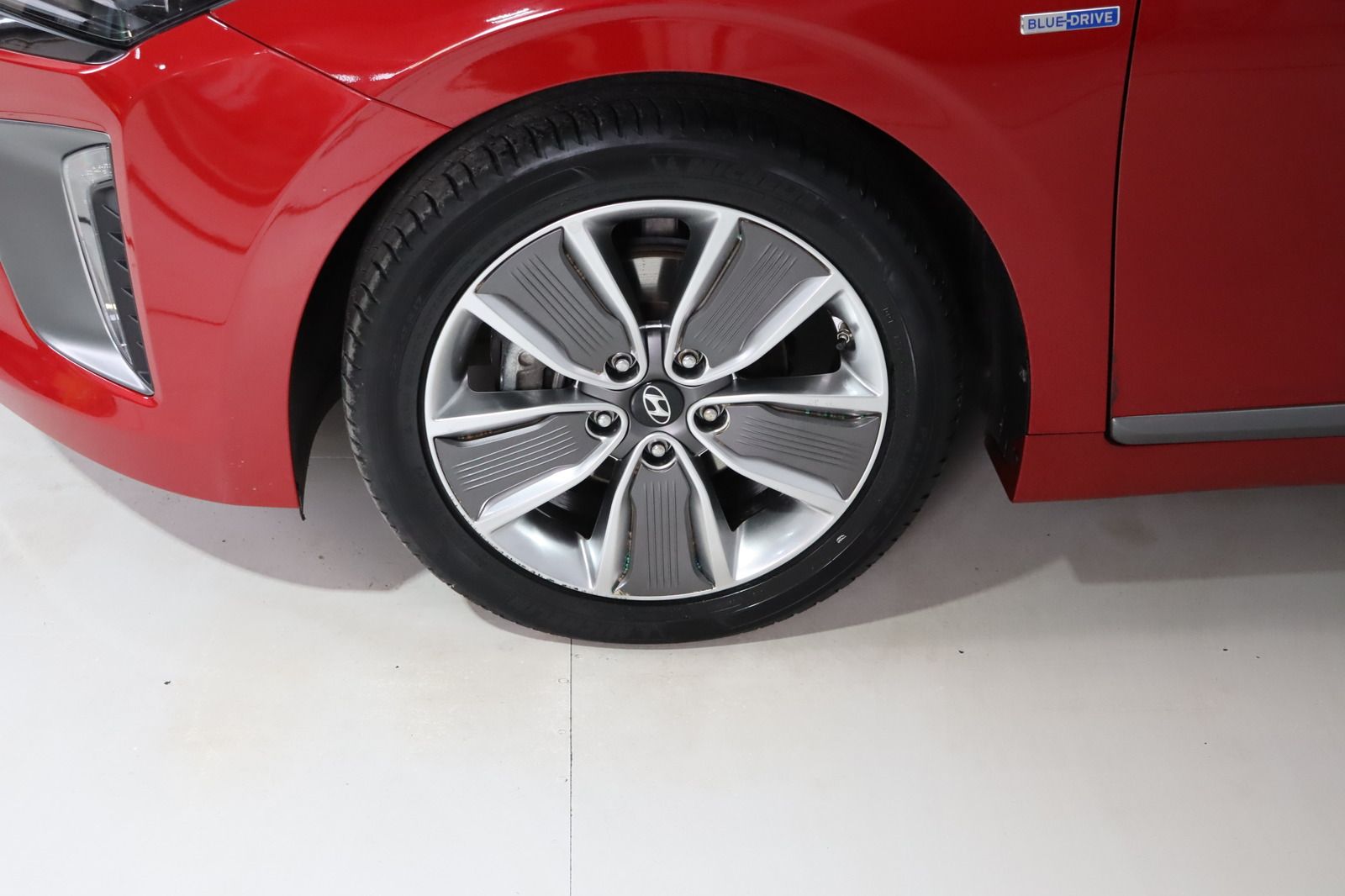 Fahrzeugabbildung Hyundai IONIQ 1.6i GDi HEV Hybrid Style