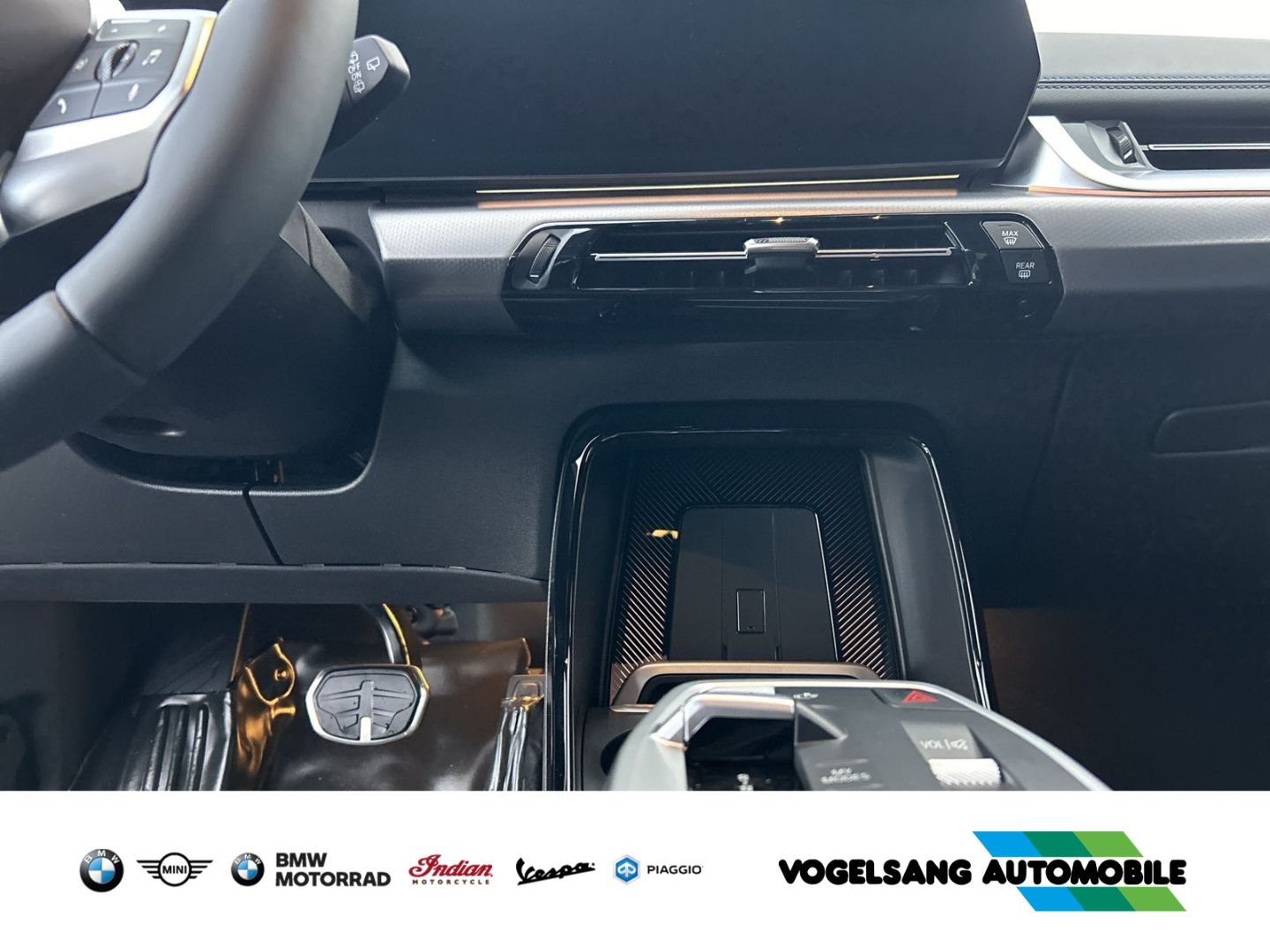 Fahrzeugabbildung BMW 218 M Sport i M Sport Sportpaket AD AHK-klappbar