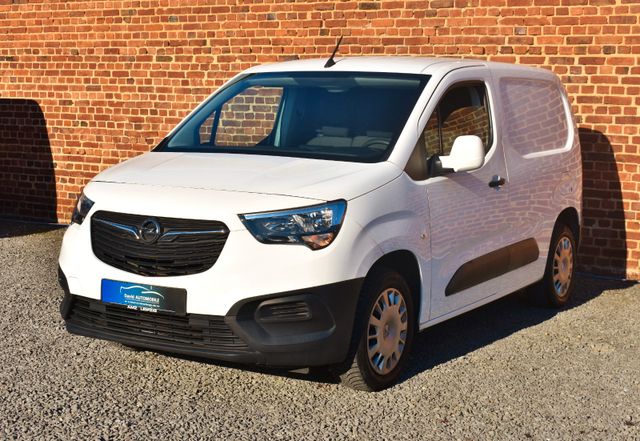 Opel Combo CARGO 1.5 1HAND 3SITZER TEMPOMAT SCHECKHEF