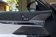 BMW 740 – 18 / 30