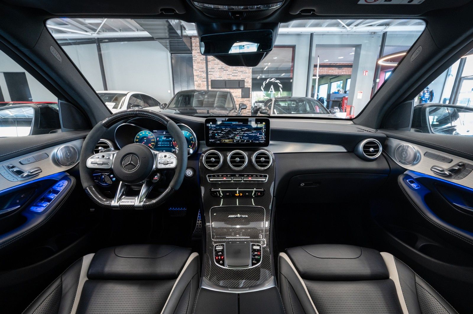 Daumennagel 17 - Mercedes-Benz GLC 63S AMG 4Matic|CARBON|PANO|HEAD-UP|VOLL