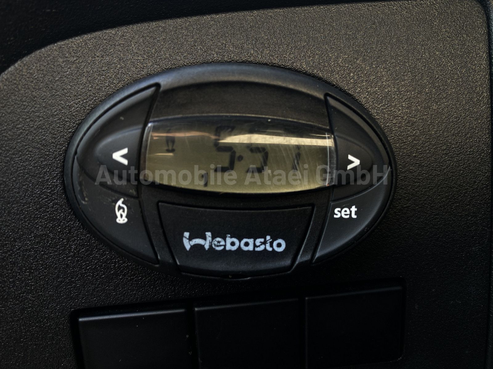 Fahrzeugabbildung Iveco Daily 70-180 DoKa *LBW+6-SITZE+KAMERA (9697)