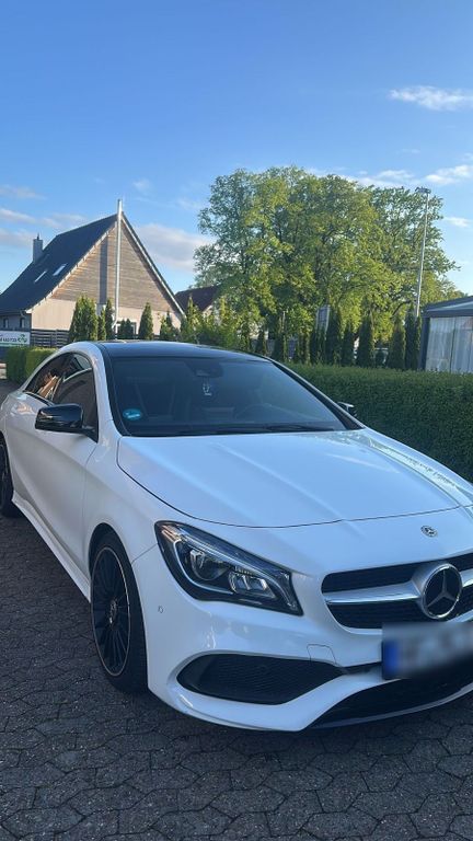 Image of Mercedes-Benz CLA 220