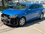 Kia ceed SW 1,0 TGDI ISG GPF Silber - Kia cee'd / Ceed Unfallwagen