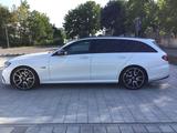 Mercedes-Benz Mercedes-AMG E 43 4MATIC T*Pano*Voll*20*  - Mercedes-Benz E 43 AMG von privat