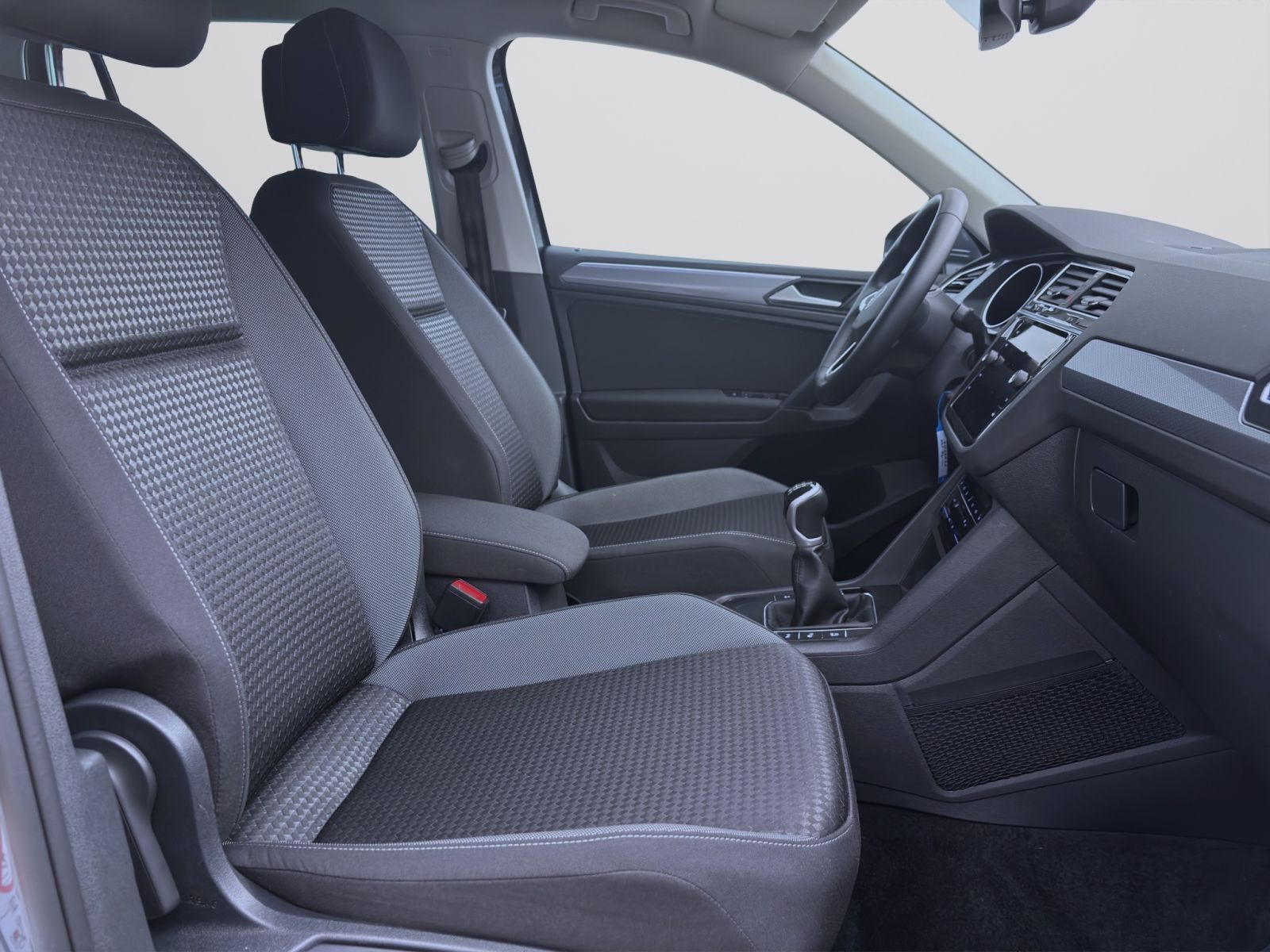 Volkswagen Tiguan - Bild 17