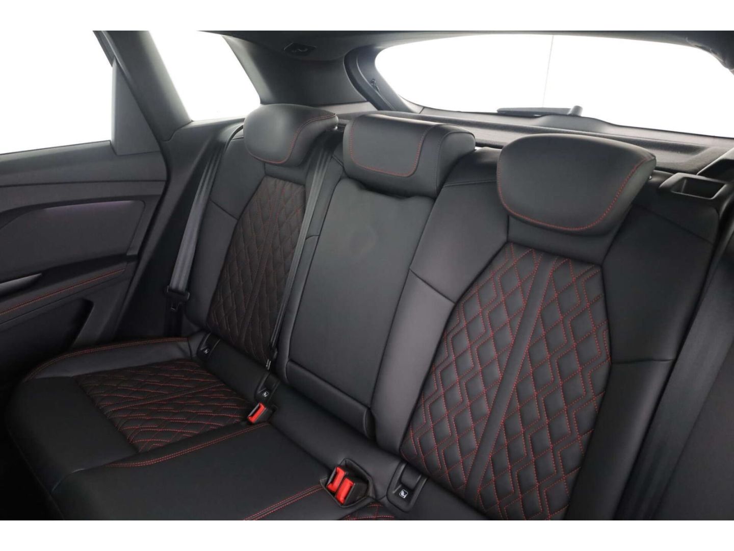 Audi Q4 e-tron - Bild 11