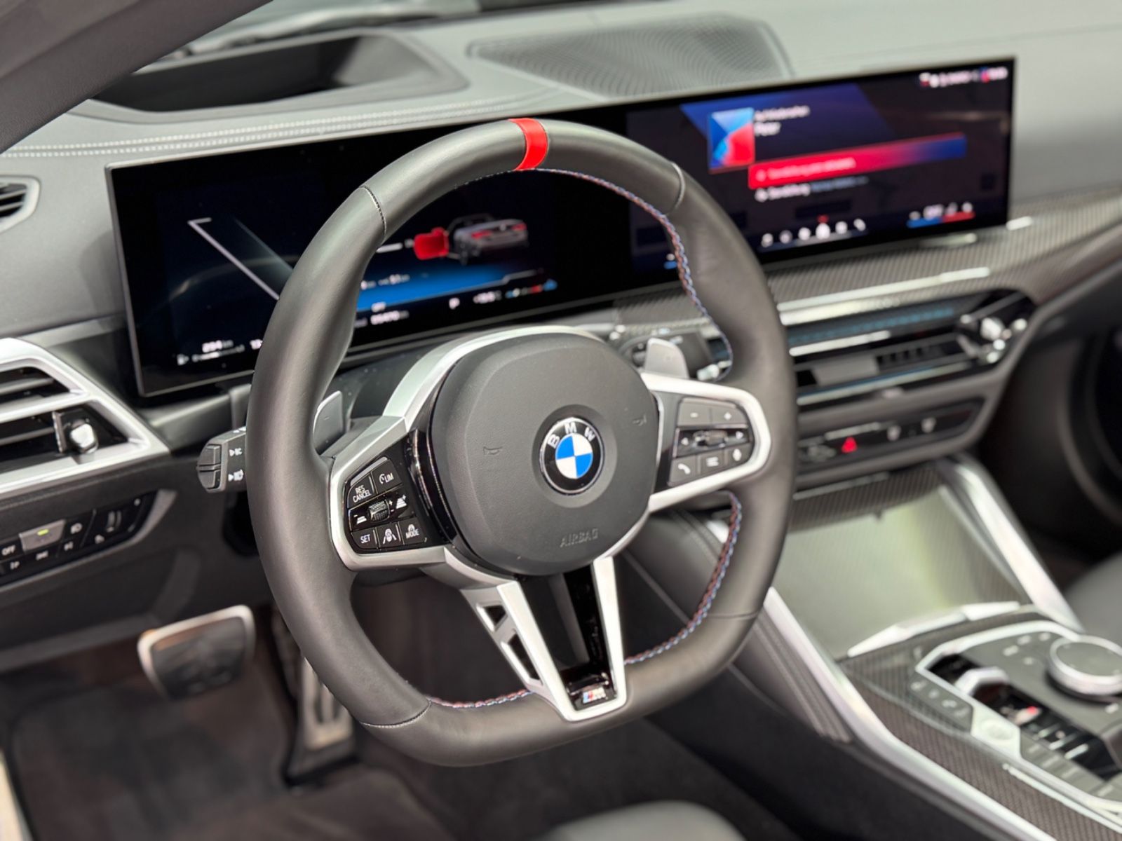Fahrzeugabbildung BMW M440i Cabrio xDrive|INDIVIDUAL|H&K|LEDER|FACELIF