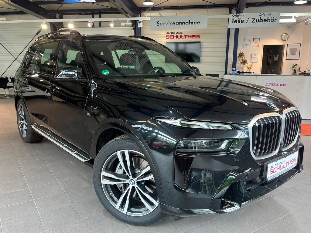 Image of BMW X7
