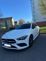 Mercedes-Benz CLA 200 4MATIC DCT - AMG line Coupe Pano Ambient - Mercedes-Benz CLA 200 Gebrauchtwagen in Hamburg