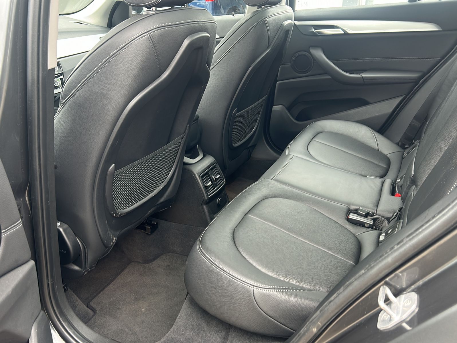 Fahrzeugabbildung BMW X1 xDrive 25 d Sport Line