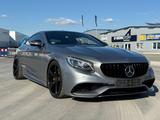 Mercedes-Benz Mercedes S500 Coupé 4Matic mit S63 AMG-Paket - Mercedes-Benz S 63 AMG von privat