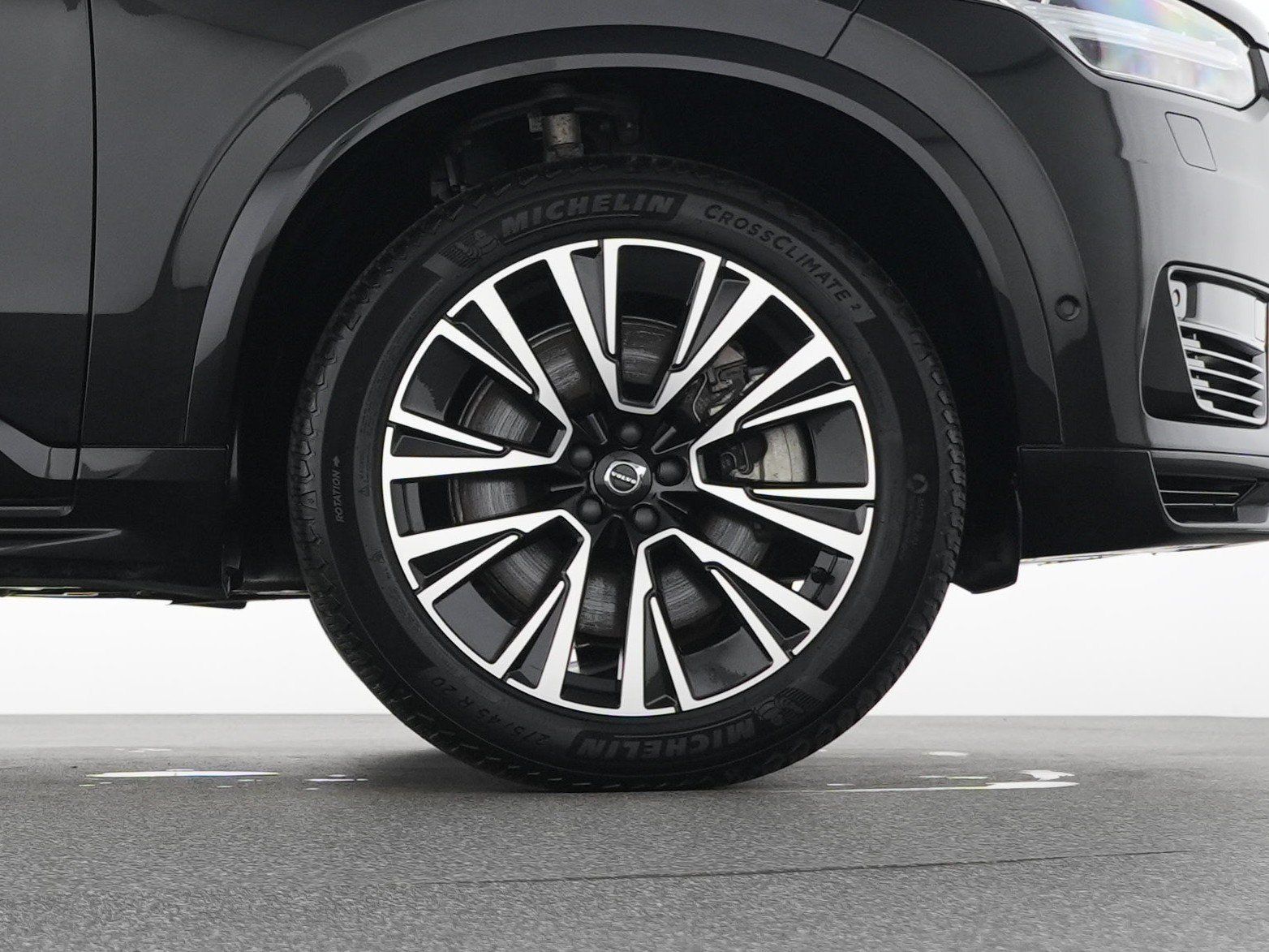 Volvo XC90 T8 AWD Plus Dark AHK STHZ GHSD 360°7-SITZER foto 22