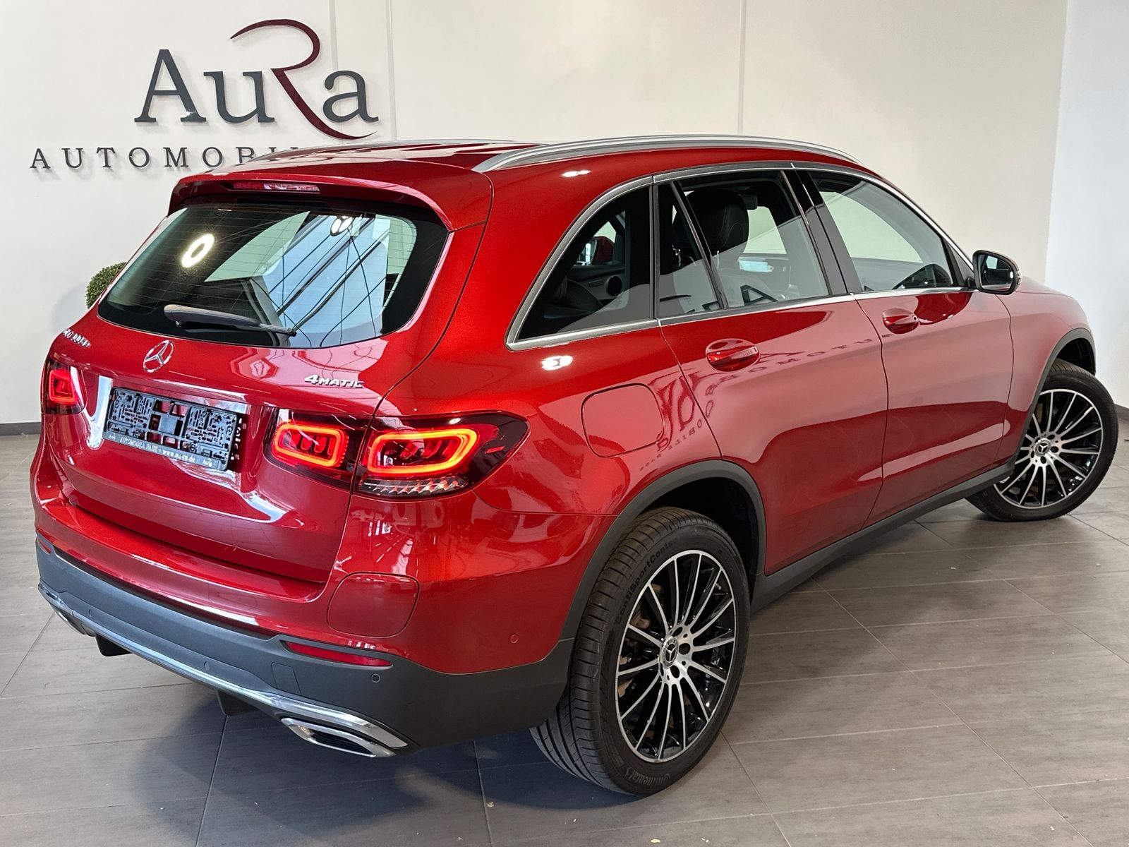 Fahrzeugabbildung Mercedes-Benz GLC 300de AMG-Line 4MATIC NAV+LED+AHK+KAM