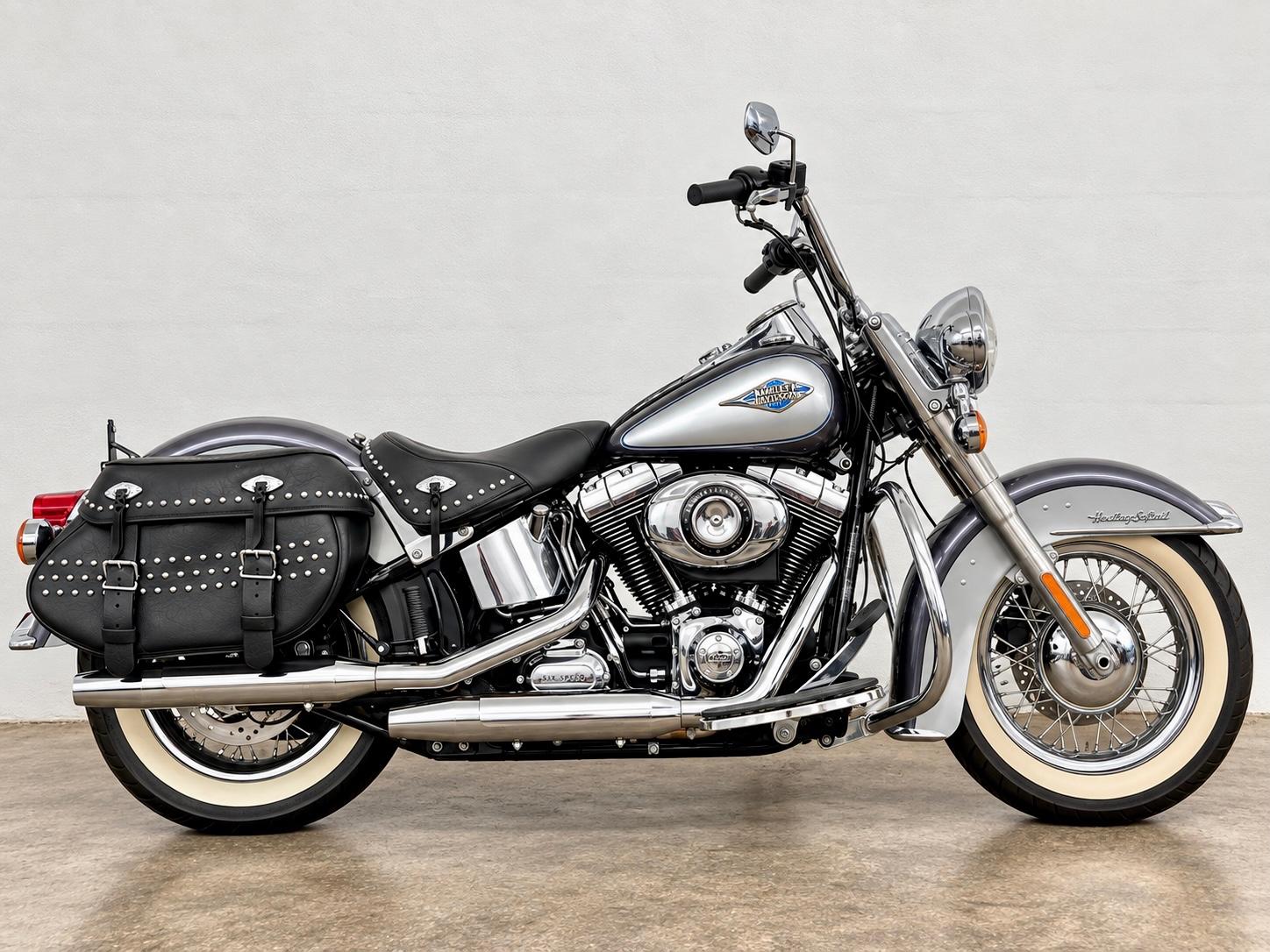Harley-Davidson FLSTC 103 Heritage Softail Classic ABS | 6700 KM