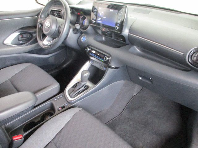 Fahrzeugabbildung Toyota Yaris Hybrid Team Deutschland