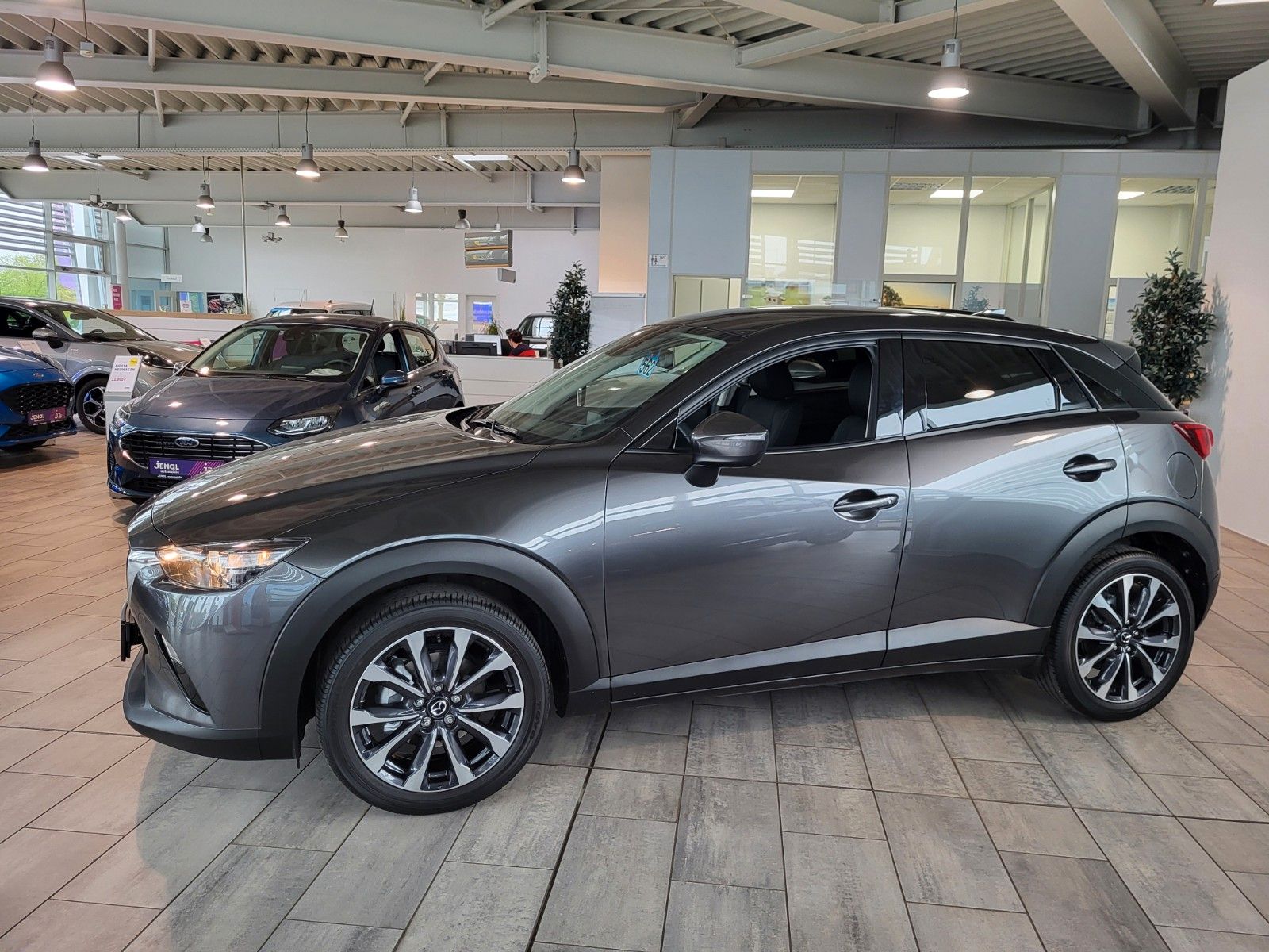 Fahrzeugabbildung Mazda CX-3 2.0 Skyactive-G 121 Ad'vantage Klima, Navi