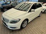 Mercedes-Benz B 200  7G-DCT Automatik Xenon Insp.& Tüv Neu! - Mercedes-Benz B 200 aus 2015