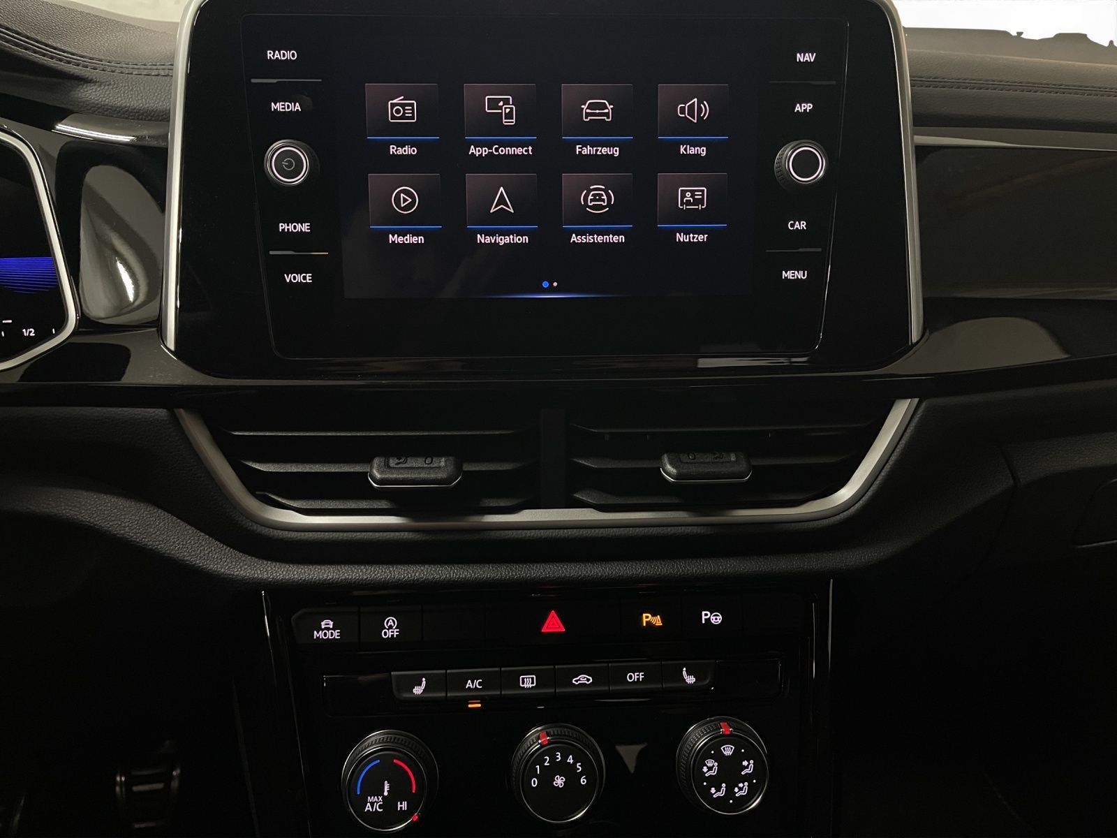 Volkswagen T-Roc - Bild 8