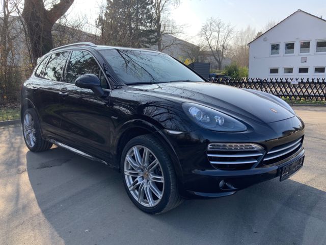 Porsche Cayenne Platinum Edition*PANO*LUFT*KAMERA*S-HEFT