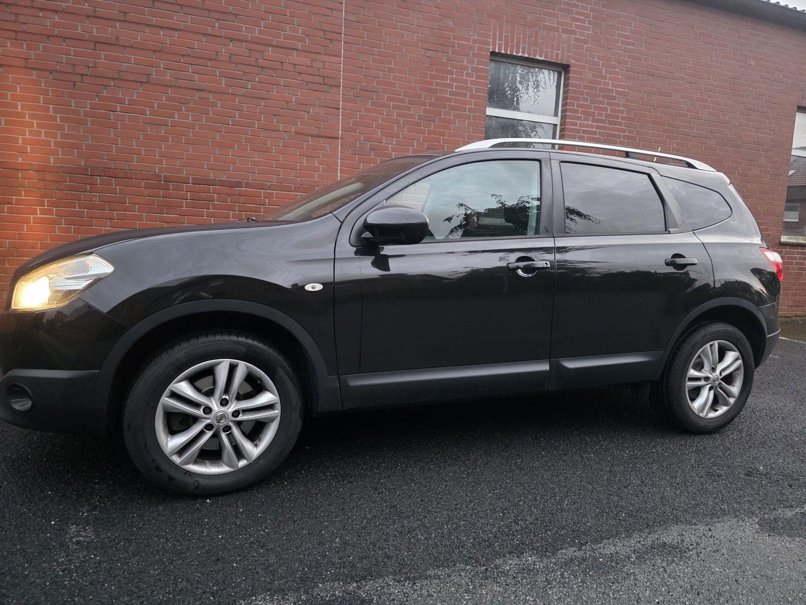 Nissan Qashqai+2