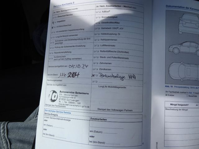 Fahrzeugabbildung Volkswagen Touran Cup/2.Hd/Xenon/StH/Pano/AHK