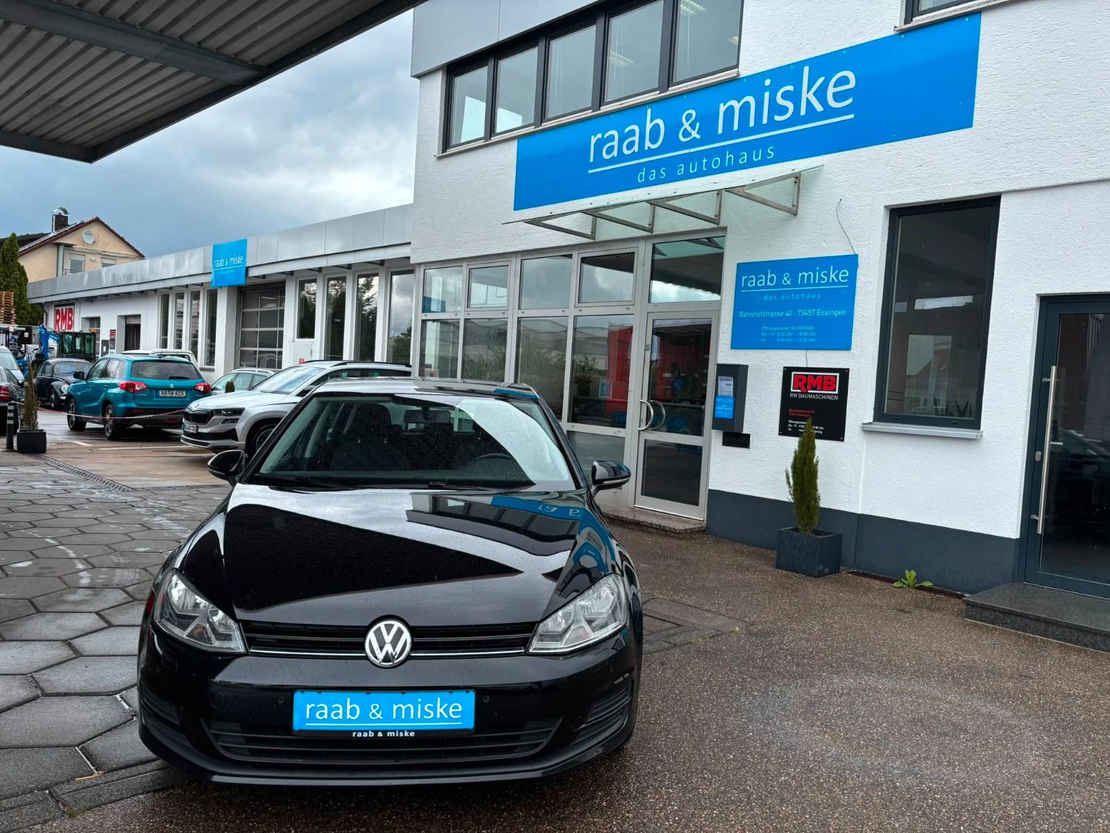 Volkswagen Golf VII Comfortline *Navi/SHZ/Klima/PDC*