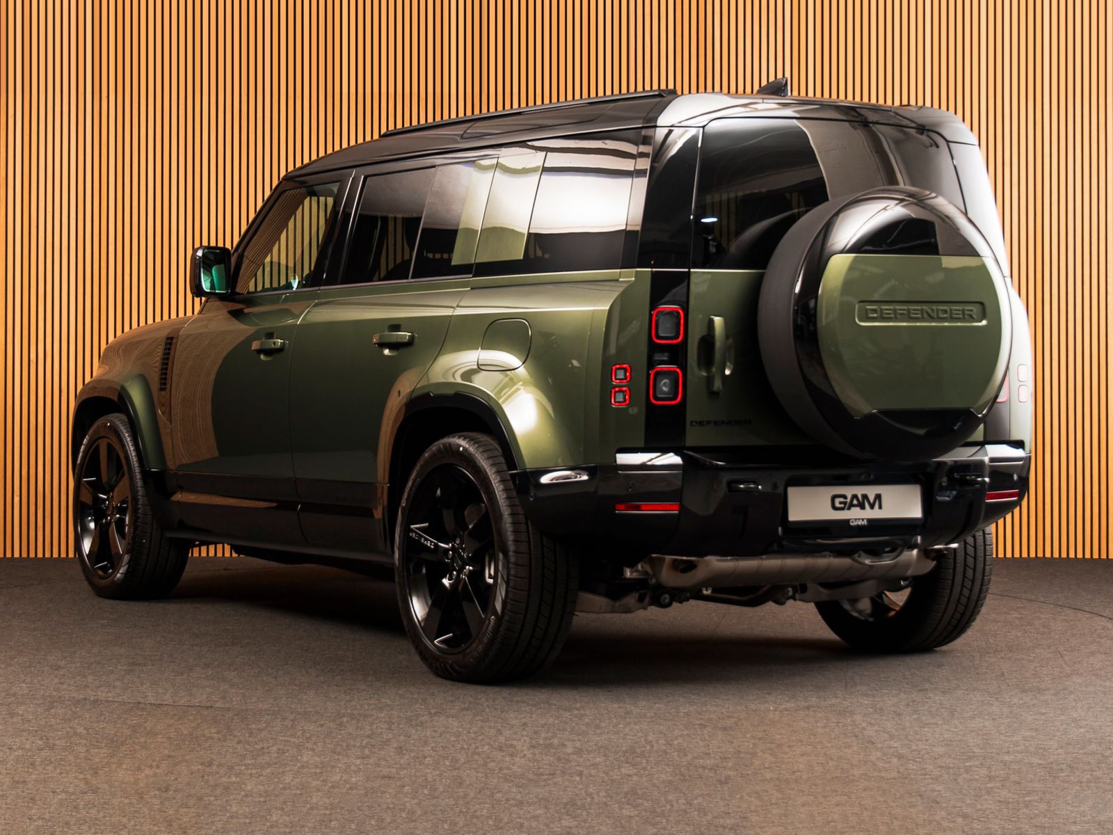Land Rover Defender 110 X-Dynamic HSE P300e MY26-PANO-22" imagem 3