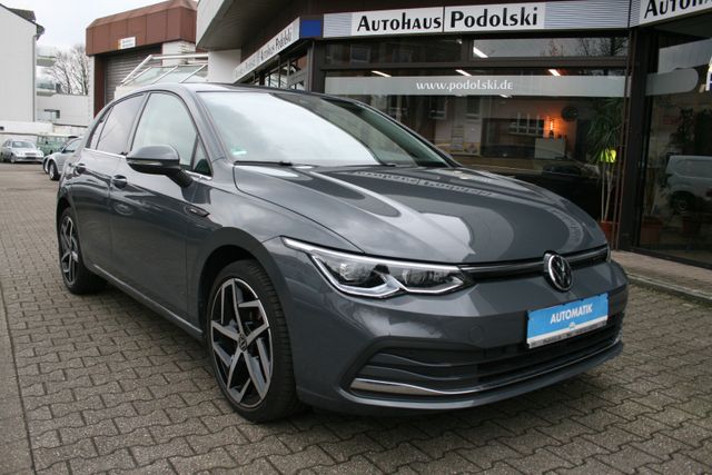 Volkswagen Golf VIII Lim. Style Autom|W/S Räder|Navi|Kamera