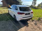 Mercedes-Benz B 250 e DCT - - Mercedes-Benz B 250: Von Privat