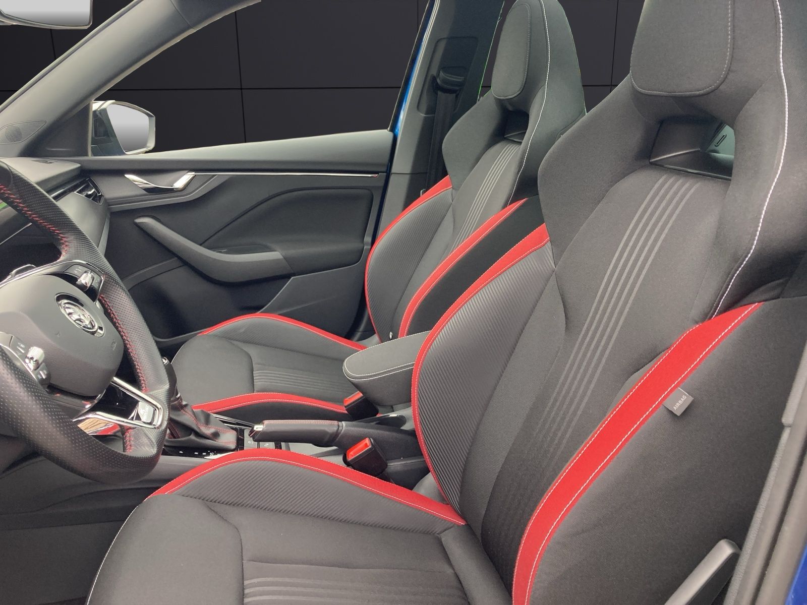 Fahrzeugabbildung SKODA Kamiq TSI Monte Carlo DSG Navi AID ACC RFK Pano