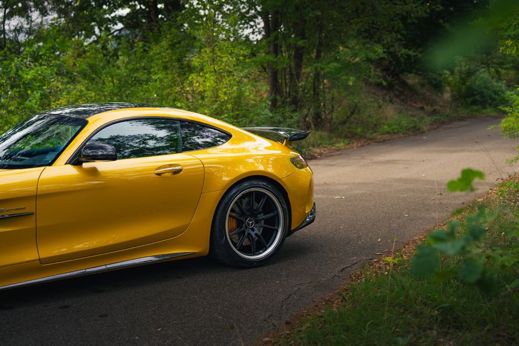 MERCEDES-BENZ AMG GT R*KERAMIK*BURM*MEMORY*CARBON*TRACK-PACK* MERCEDES-BENZ AMG GT R*KERAMIK*BURM*MEMORY*CARBON*TRACK-PACK*