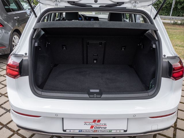 Golf VIII 1.5 TSI Style AHK ACC PANO MATRIX-LED