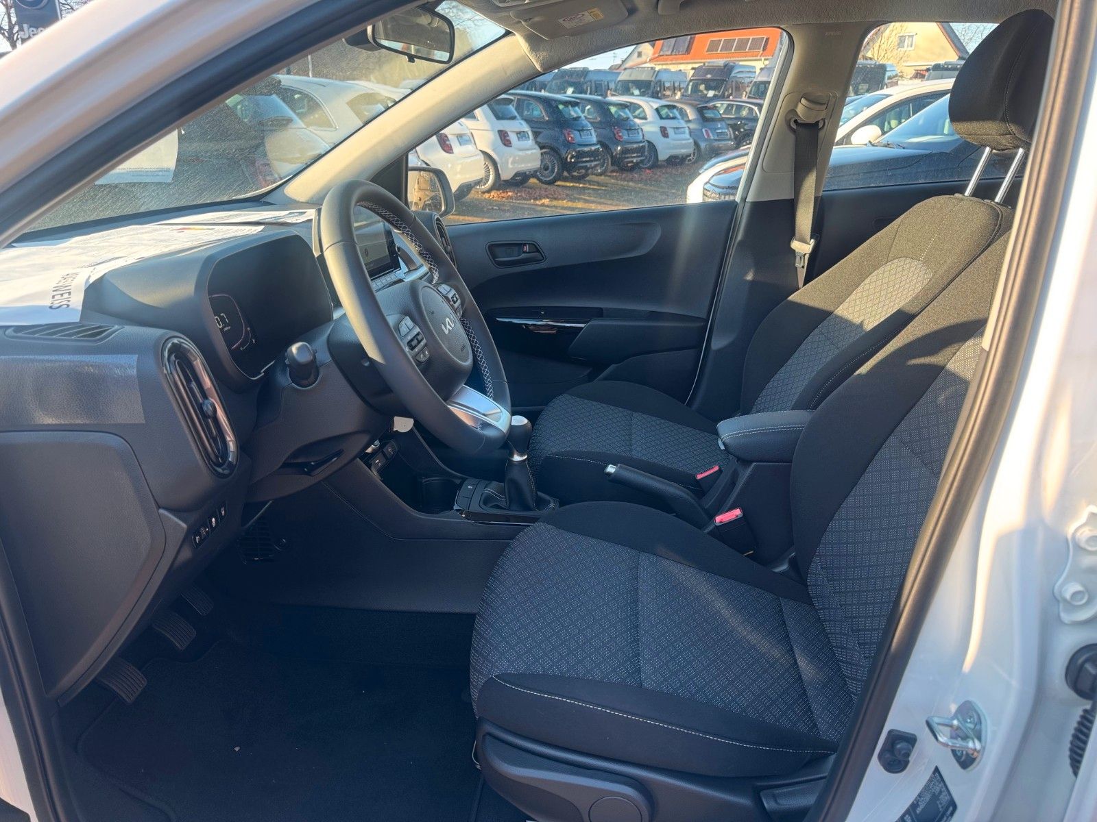 Fahrzeugabbildung Kia Picanto Navi PDC Kamera KLIMA Spurhalteassi