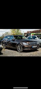Mercedes-Benz C 220 CDI 4MATIC T AVANTGARDE Autom. AVANTGARDE - Mercedes-Benz C 220: Braun