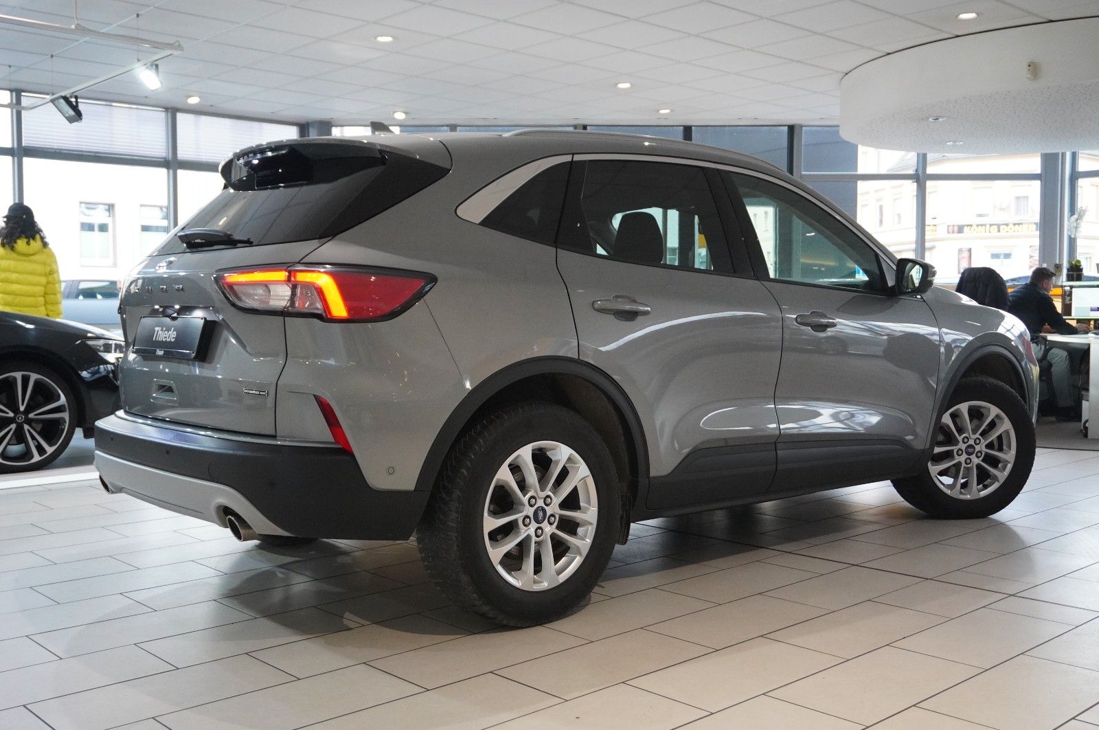 Fahrzeugabbildung Ford Kuga 2.5 HYBRID TITANIUM X 4X4 NAVI/LED/KAMERA