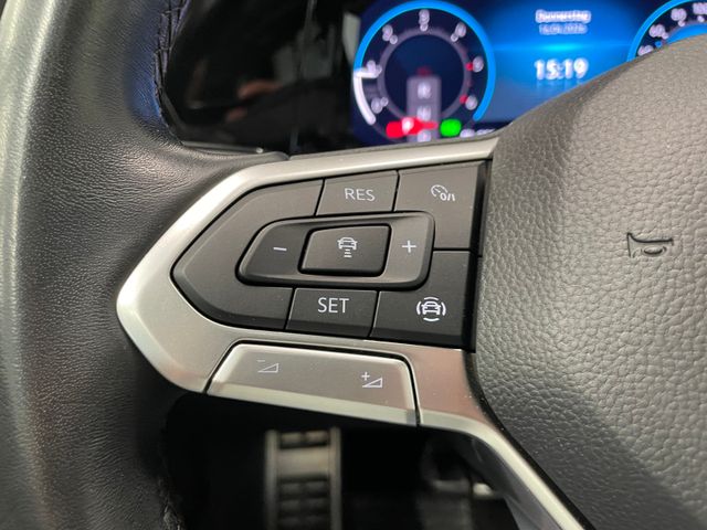 Golf VIII Variant Active 2.0 TDI DSG AHK