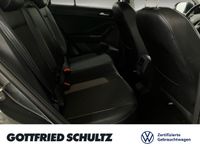 Volkswagen T-Roc - Vorschau Bild 9