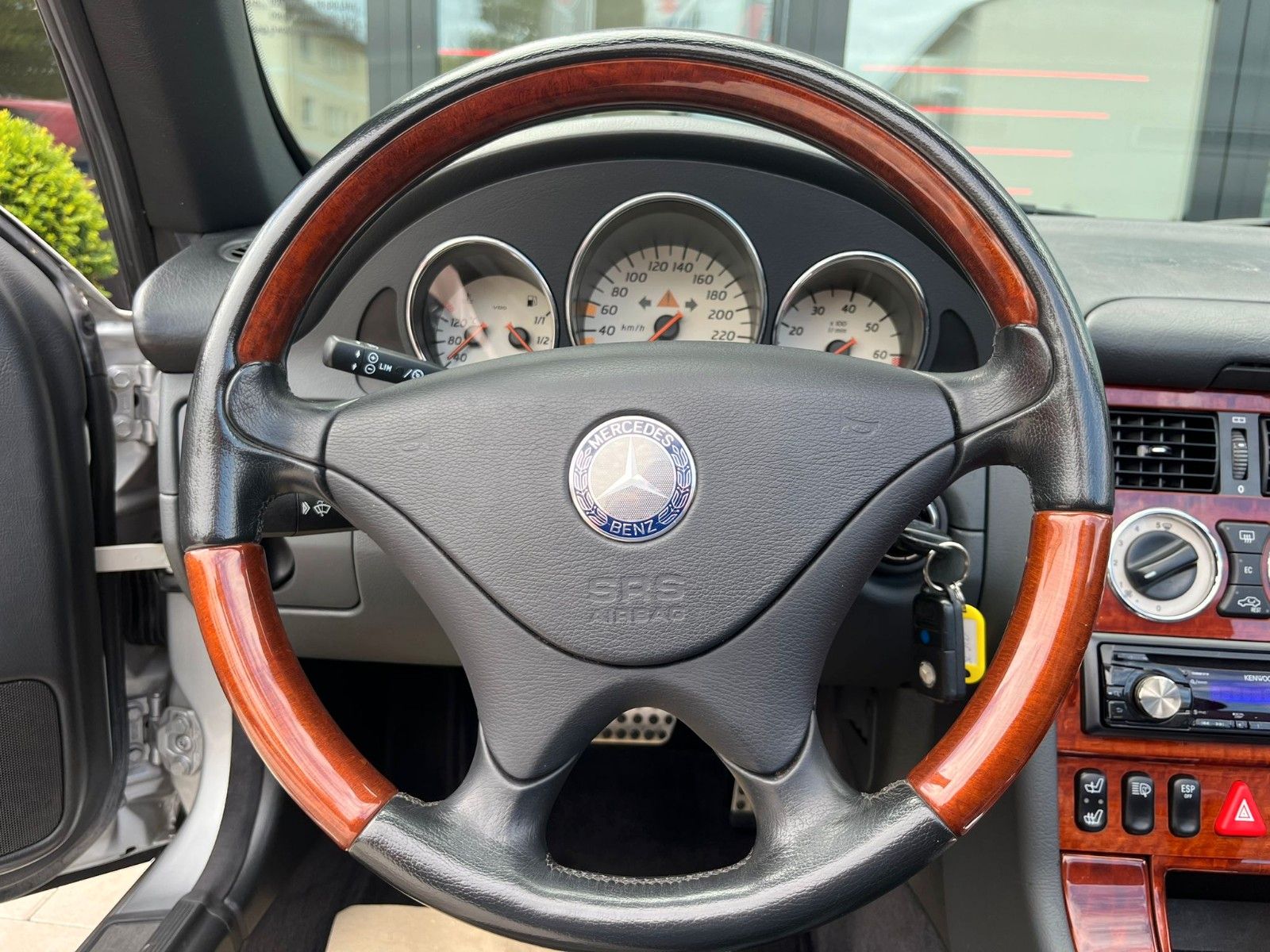 Fahrzeugabbildung Mercedes-Benz SLK 320*1.Hand*Holz*HU07/2027*Scheckheftgepflegt