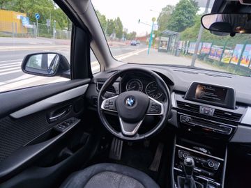 BMW 218 - 7