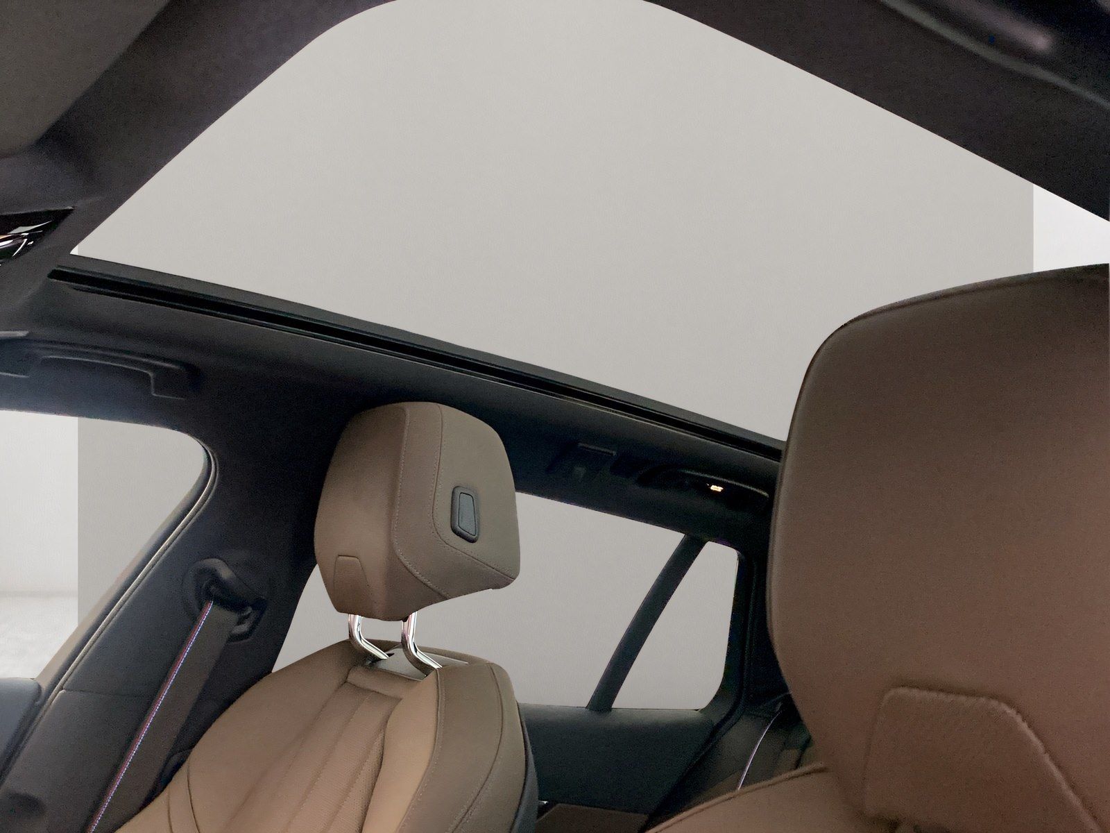 BMW i5 eDrive40 Touring M Sport AHK LiveCockpitProf foto 21