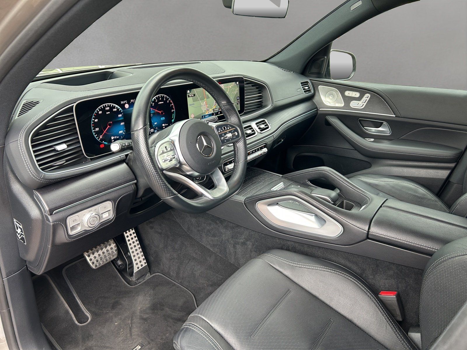 Fahrzeugabbildung Mercedes-Benz GLE 350 e 4M AMG Burme LED Distro Pano HUD AHK