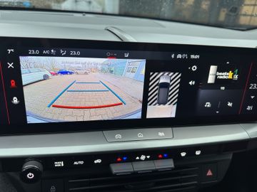 Fotografie 15 des Opel Grandland (X) Grandland 1.2 Ultimate Allwetter Matrix Head-Up