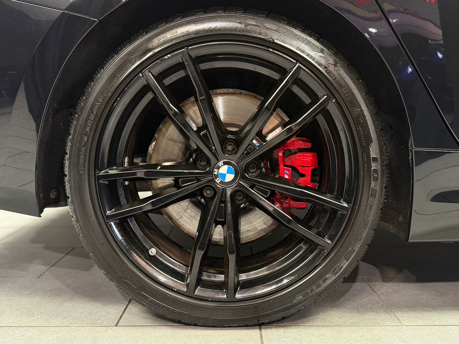 Fahrzeugabbildung BMW M340i Limousine xDrive |H/K|HuD|PANO