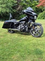 Harley-Davidson Street Glide 117ccm - Offers
