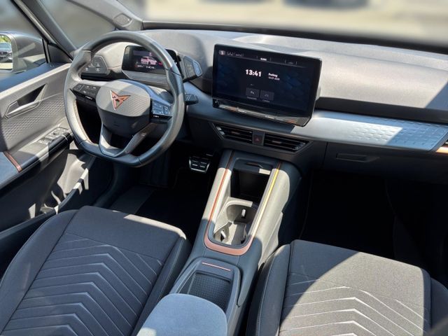 Born 58 kWh LED Sitzh. 20'' Beats Pano Keyless