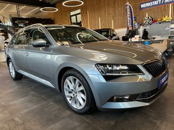 Skoda Superb Combi Style *Bi Xenon*Klima*ACC*